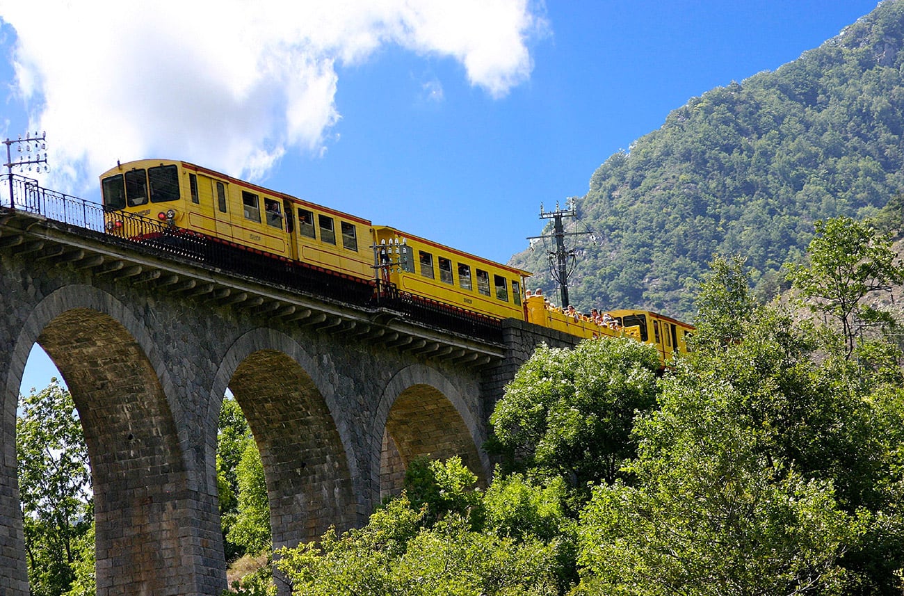 Le petit train jaune