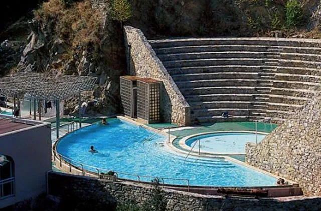 Les anciens bains romains de Dorres